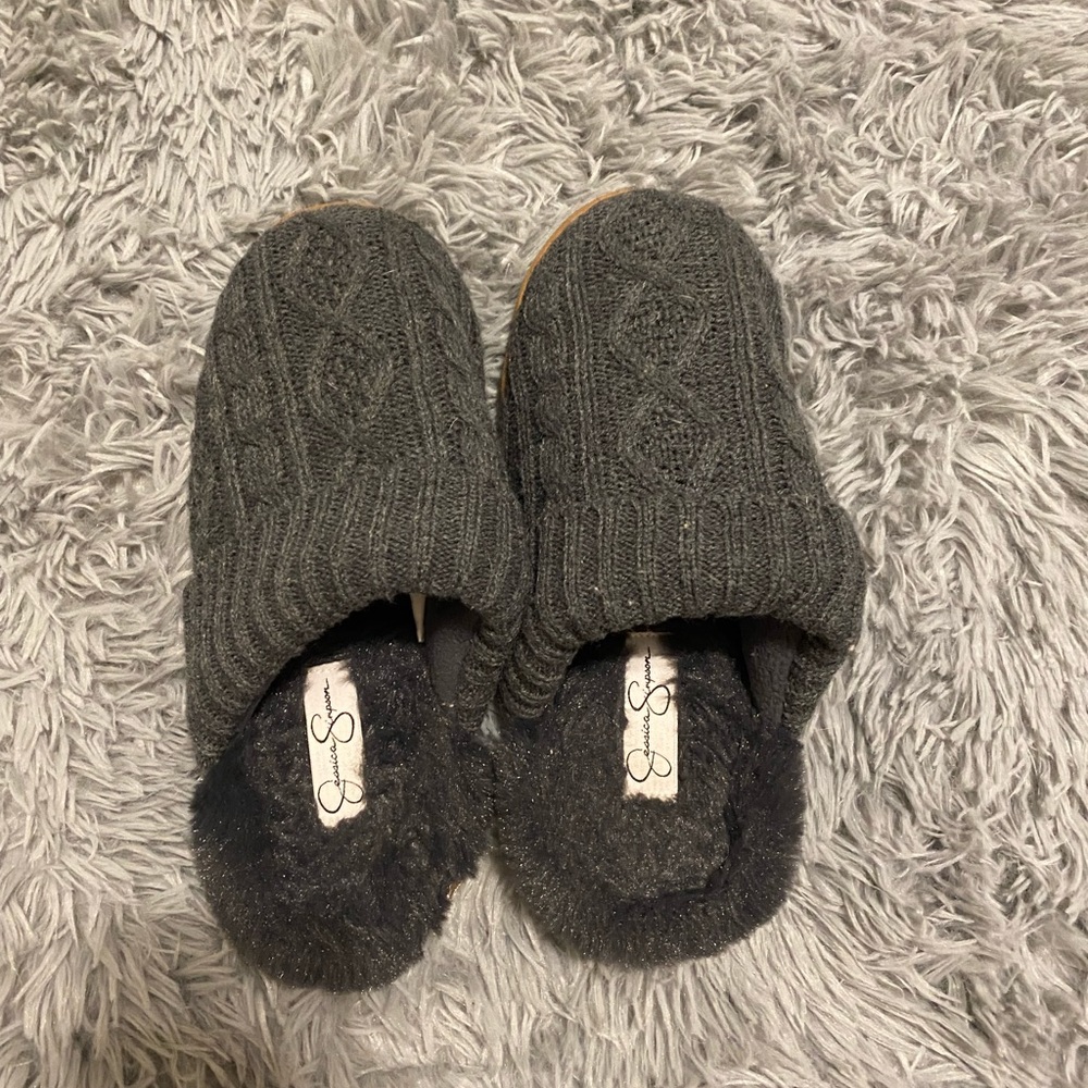 Jessica Simpson slippers size L 8-9